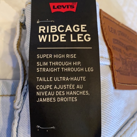 NWT LEVIS ribcage wide leg light wash jeans - Picture 13 of 14